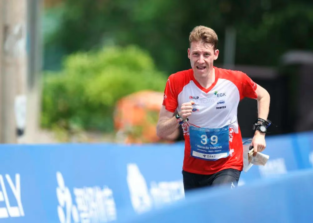 包含瑞士选手夺冠,引发狂热支持的词条 包含瑞士选手夺冠,引发狂热支持的词条