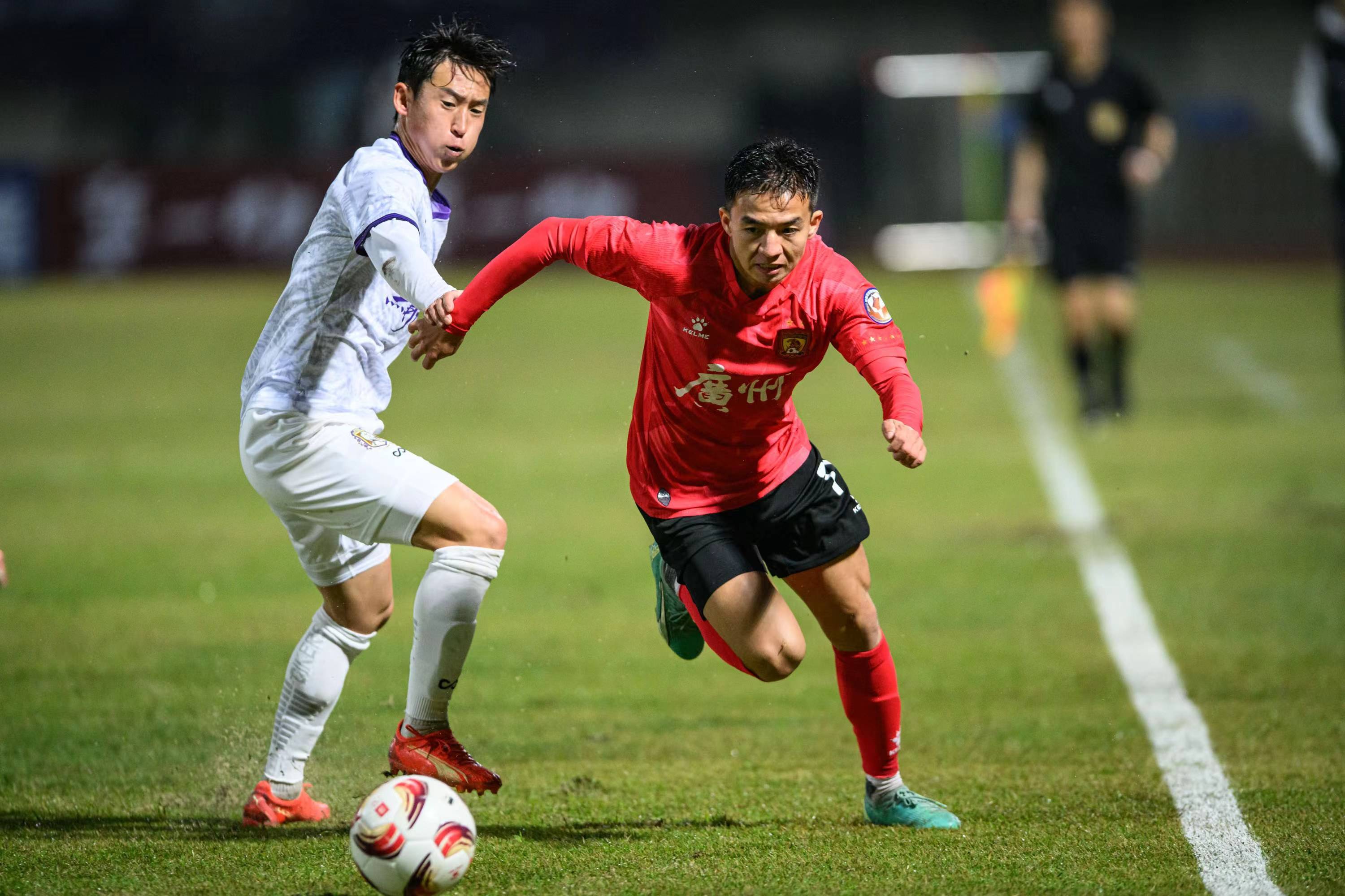 里昂客场大败，防守线失守丢掉胜局