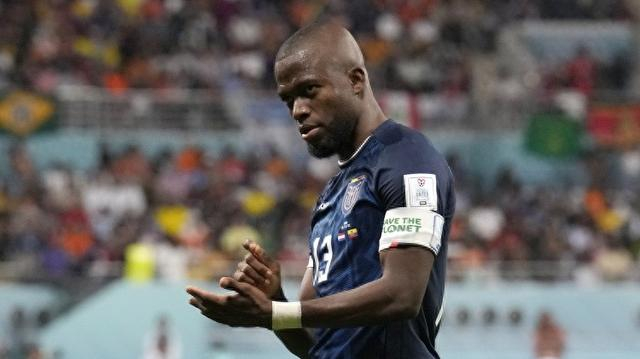 瓦伦西亚战胜对手，晋级步步为营！