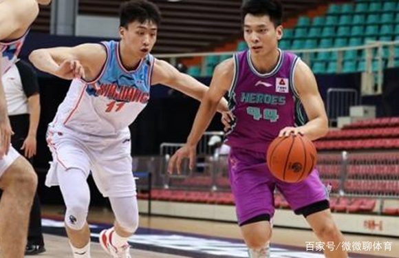 甘肃男篮豪取四连胜，领跑积分榜的简单介绍