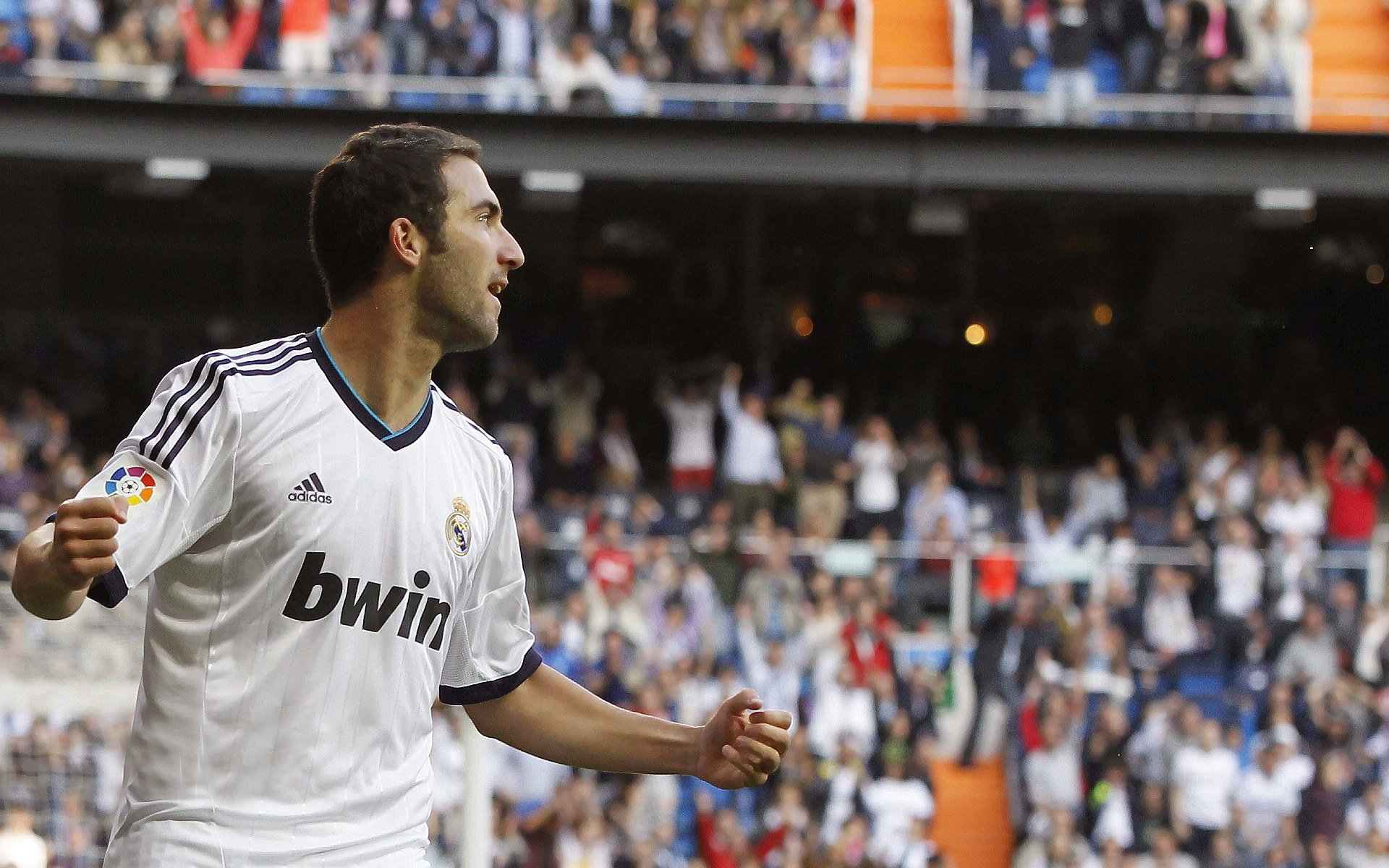 逆转与惊艳，日本队翻盘瑞典，王皓技惊四座